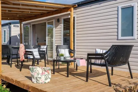 CAMPING ESTIVAL VENDRELL PLATJA Mobile home mediterranea 4 pax, Appartement cosy avec terrasse - Photo 3