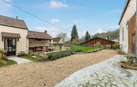 Ancienne ferme avec étang à Vienne-en-Arthies : photo 12