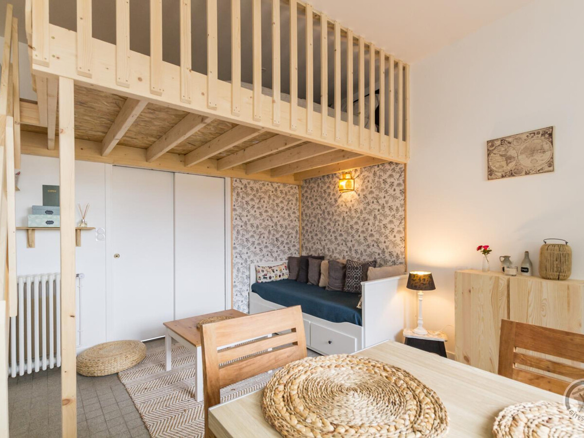 Studio indépendant avec terrasse à Isigny-le-Buat - Photo 2