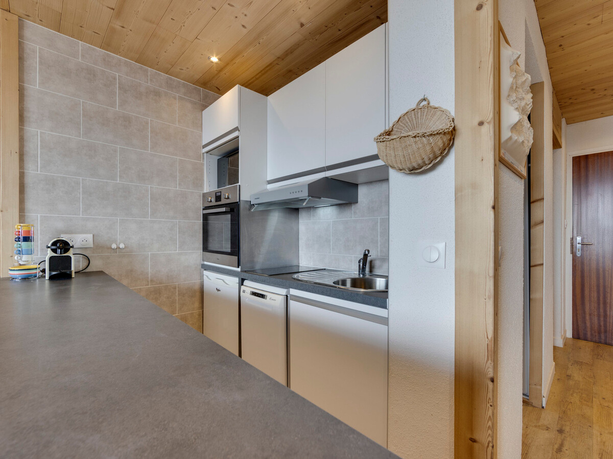 Appartement 2 pièces 43 m² Tignes, balcon, près des pistes - Photo 4
