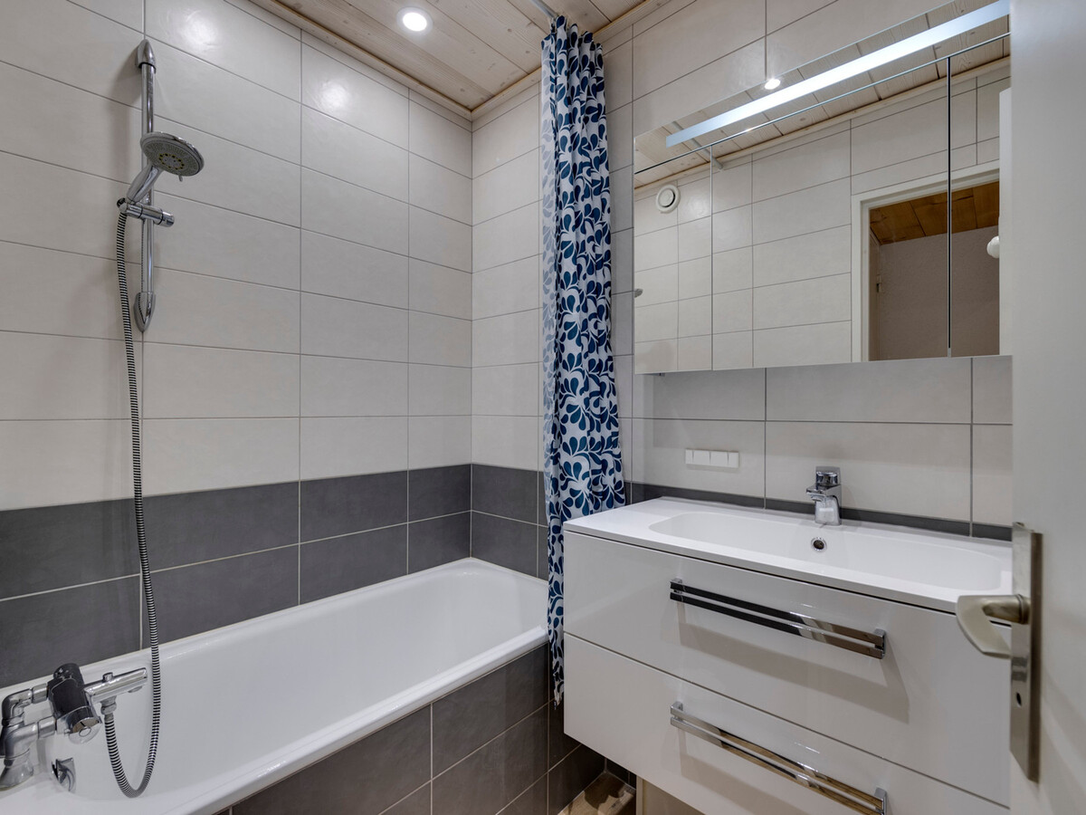 Appartement 2 pièces 43 m² Tignes, balcon, près des pistes - Photo 5