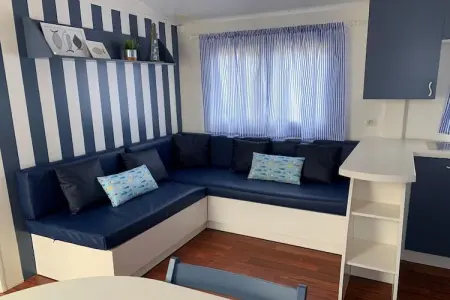 Mobil-home 4 pers. à Malgrat de Mar, terrasse & 2 barbecues : photo 2