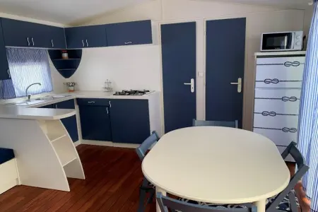 Mobil-home 4 pers. à Malgrat de Mar, terrasse & 2 barbecues : photo 6
