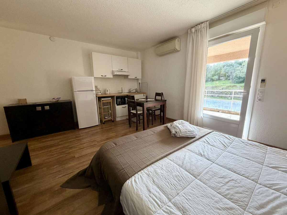 Studio 27 m² climatisé, piscine et terrasse à Saint-Florent - Photo 7