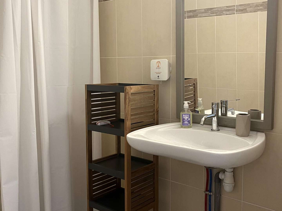 Studio 27 m² climatisé, piscine et terrasse à Saint-Florent - Photo 9