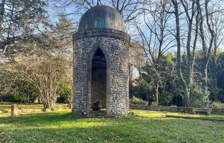 Château du 19e siècle avec piscine à Saint-Ambroix : photo 18