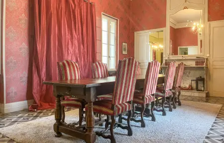 Château du 19e siècle avec piscine à Saint-Ambroix : photo 21