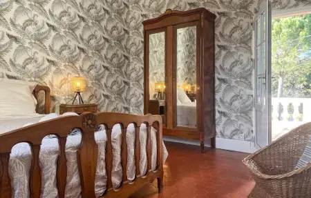 Château du 19e siècle avec piscine à Saint-Ambroix : photo 31