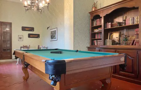 Château du 19e siècle avec piscine à Saint-Ambroix : photo 44