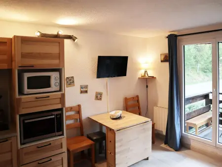 Location appartement à Les Orres, Studio cosy pour 6 à 5 min des pistes