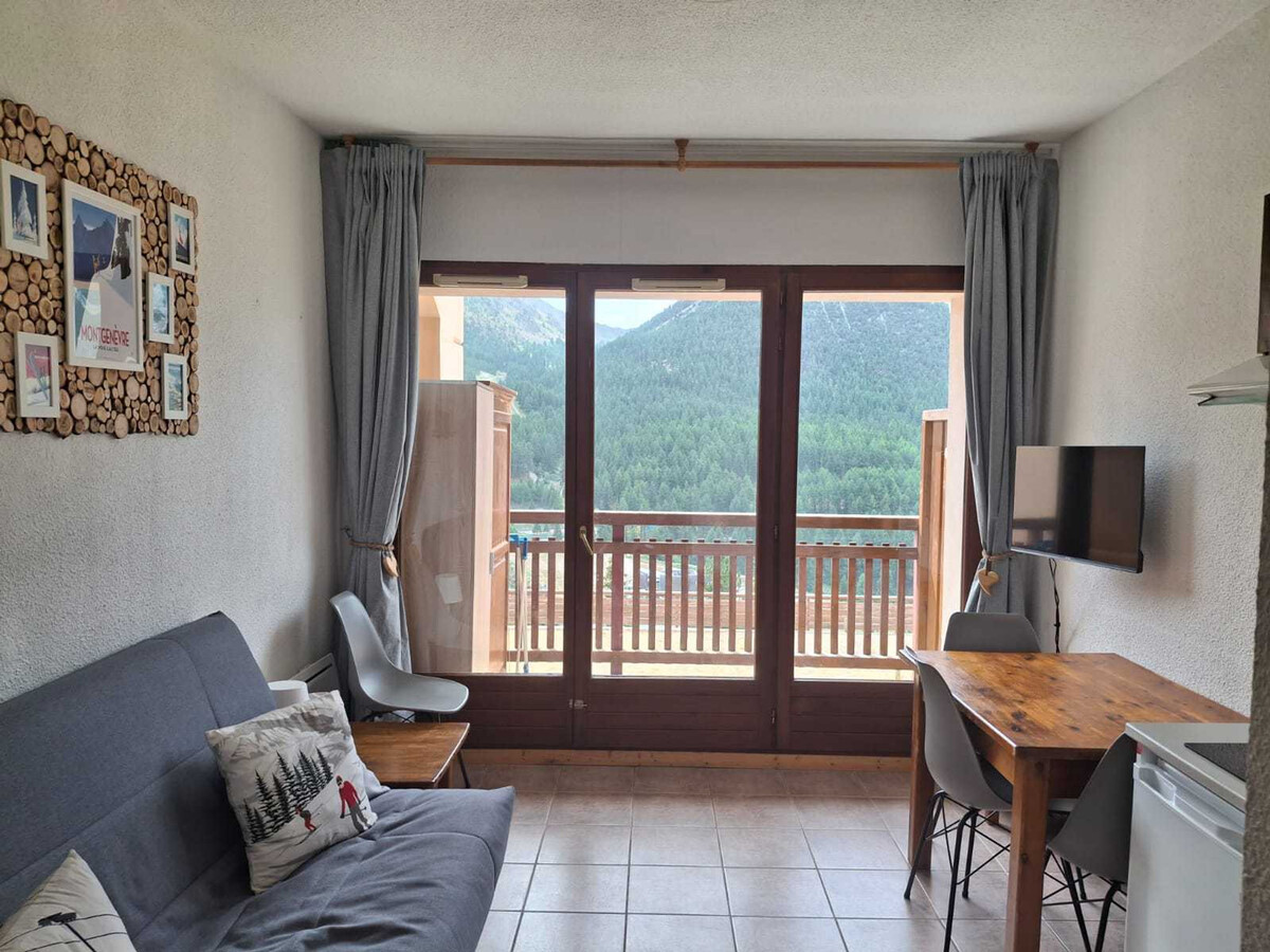 Studio 4 pers plein sud avec vue montagnes, parking - Photo 2