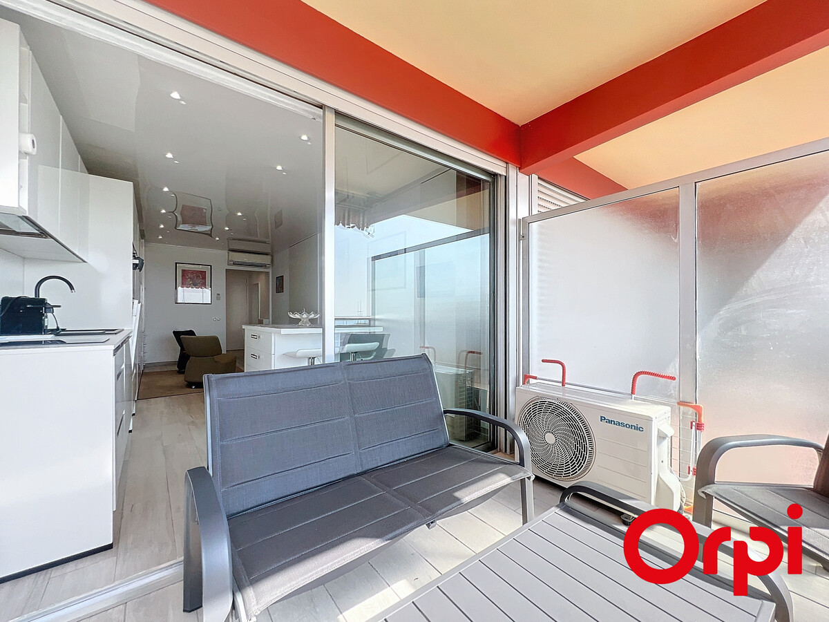 Studio rénové face mer avec terrasse à Menton - Photo 7