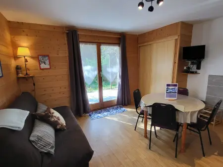 Location appartement à La Tania, Appartement calme 2 pièces, terrasse, animaux admis, parking