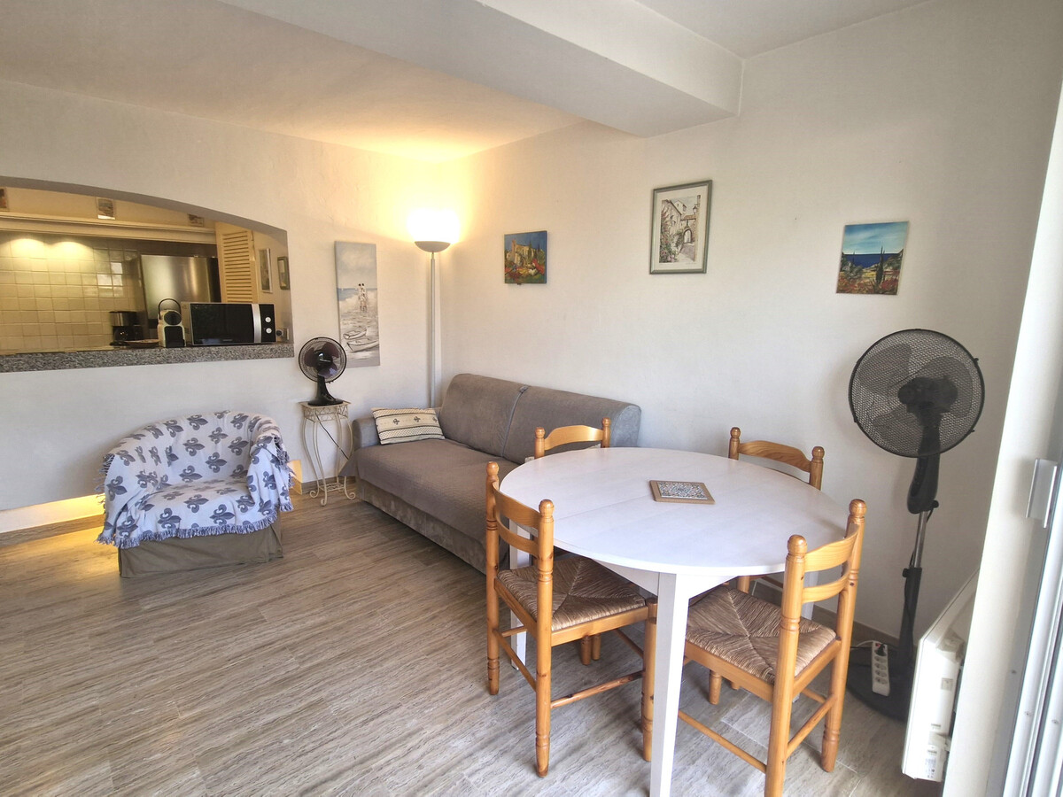 Appartement 2 pièces climatisé, terrasse 50 m², sud, parking - Photo 6