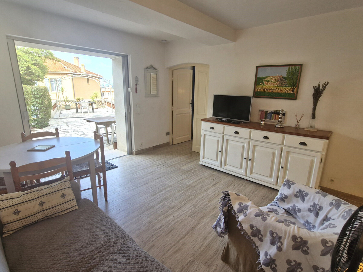 Appartement 2 pièces climatisé, terrasse 50 m², sud, parking - Photo 7