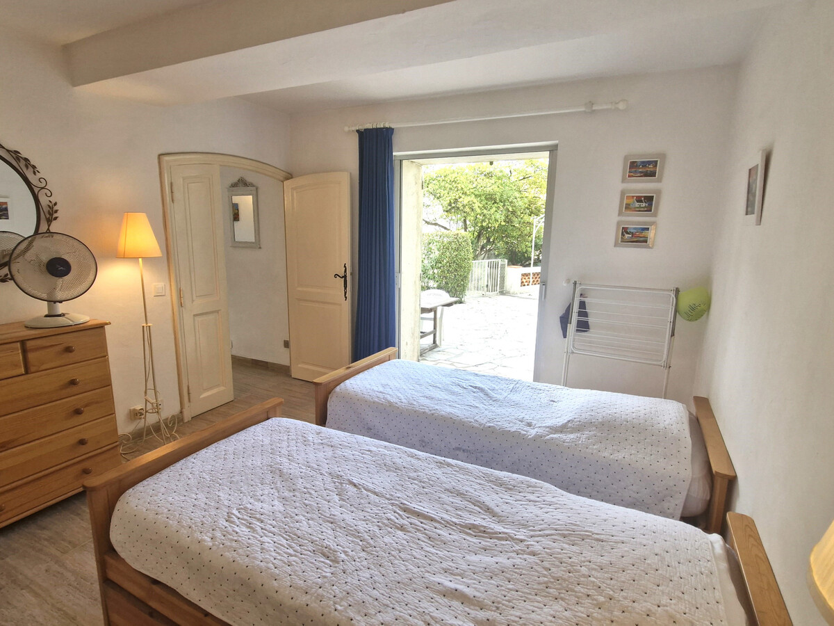 Appartement 2 pièces climatisé, terrasse 50 m², sud, parking - Photo 16