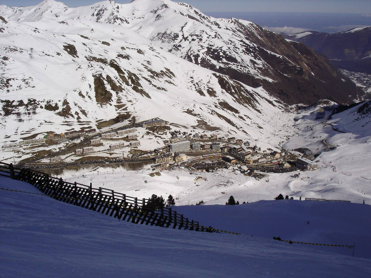 T2 4 pers à La Mongie, terrasse sud, 400 m des pistes - Photo 11
