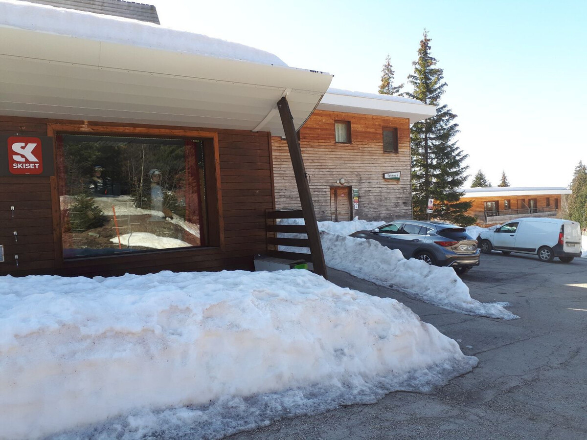 Appartement 30m² Chamrousse, terrasse, animaux acceptés - Photo 17