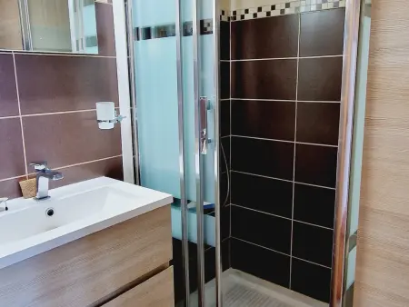 T2 26 m² avec terrasse plein sud, 200 m des pistes : photo 5