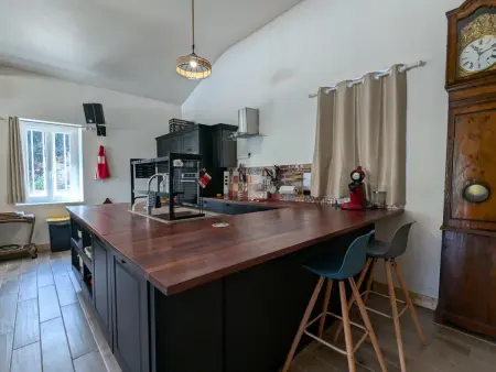 Maison familiale avec piscine privée et jardin pour 11 pers - Photo 11