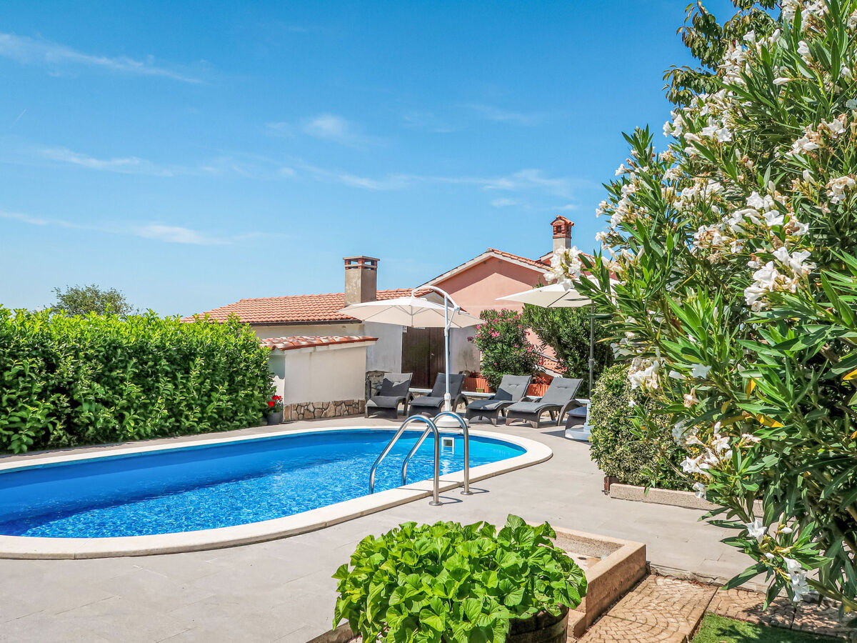 Villa Desanka à Labin : maison 4 chambres avec piscine privée - Photo 1