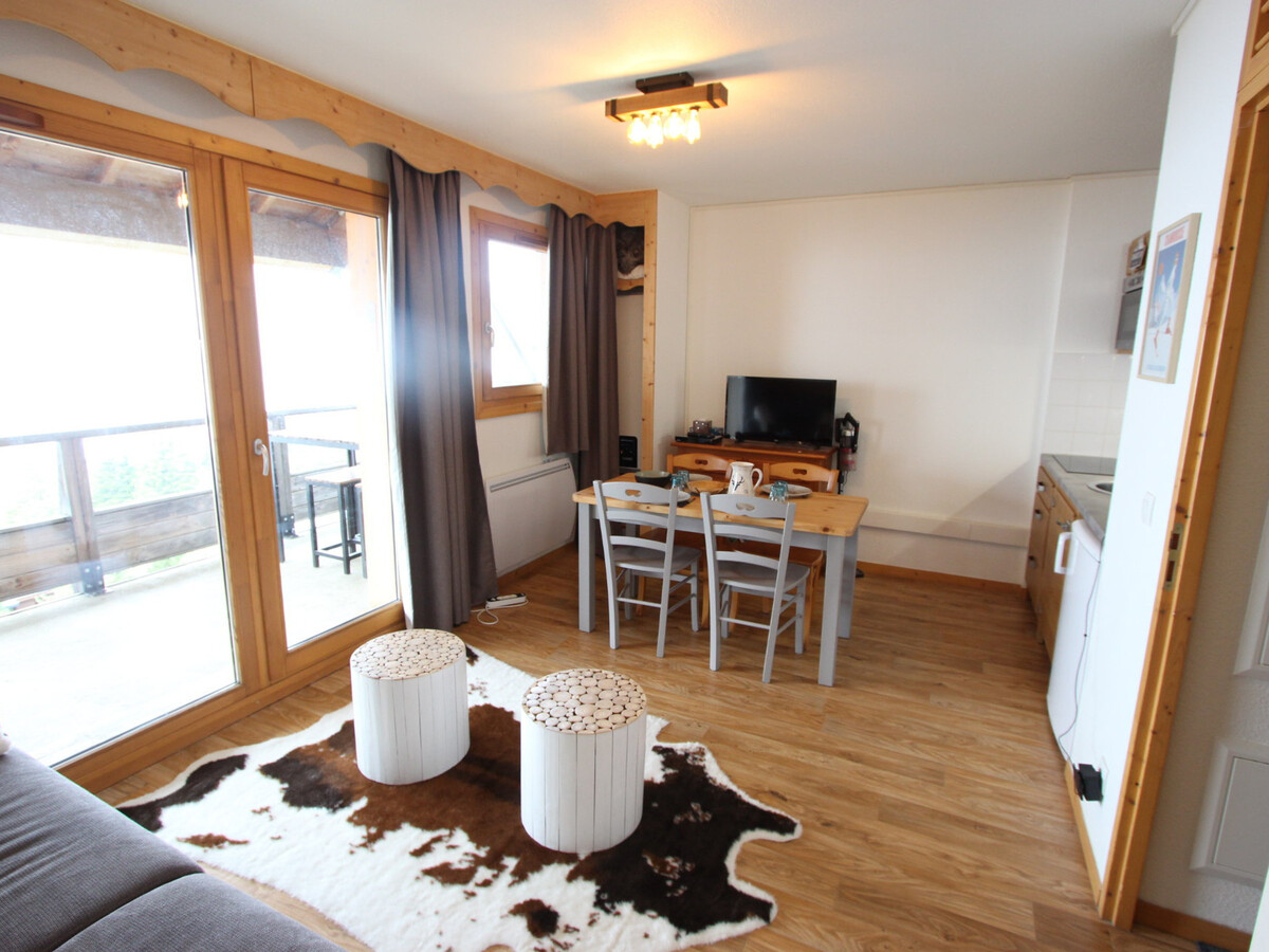 Studio cabine 27m² Chamrousse, terrasse ouest vue vallée - Photo 2