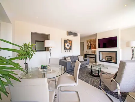 Pine Hills Diamante – Apt 114 m² avec piscine - Photo 3