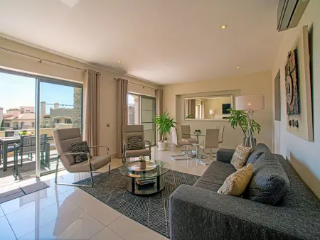 Pine Hills Diamante – Apt 114 m² avec piscine - Photo 6