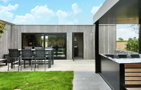 Villa 360 m² avec jacuzzi et sauna, 10 personnes : photo 2