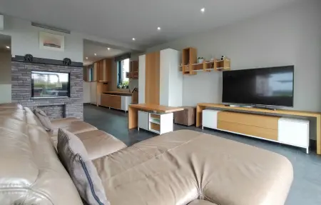 Villa 360 m² avec jacuzzi et sauna, 10 personnes : photo 4