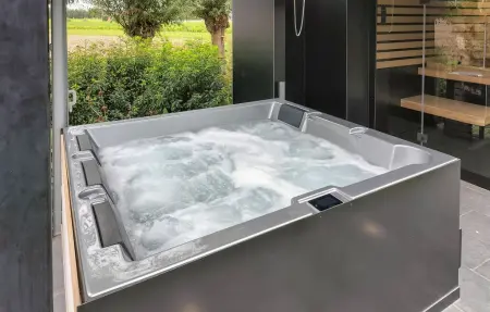 Villa 360 m² avec jacuzzi et sauna, 10 personnes : photo 12