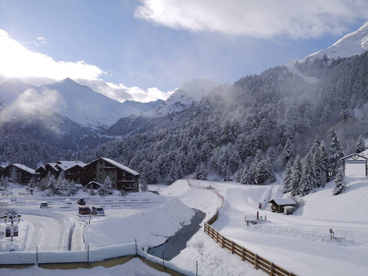 Appart 2 pièces Méribel Mottaret, balcon, pieds des pistes - Photo 10