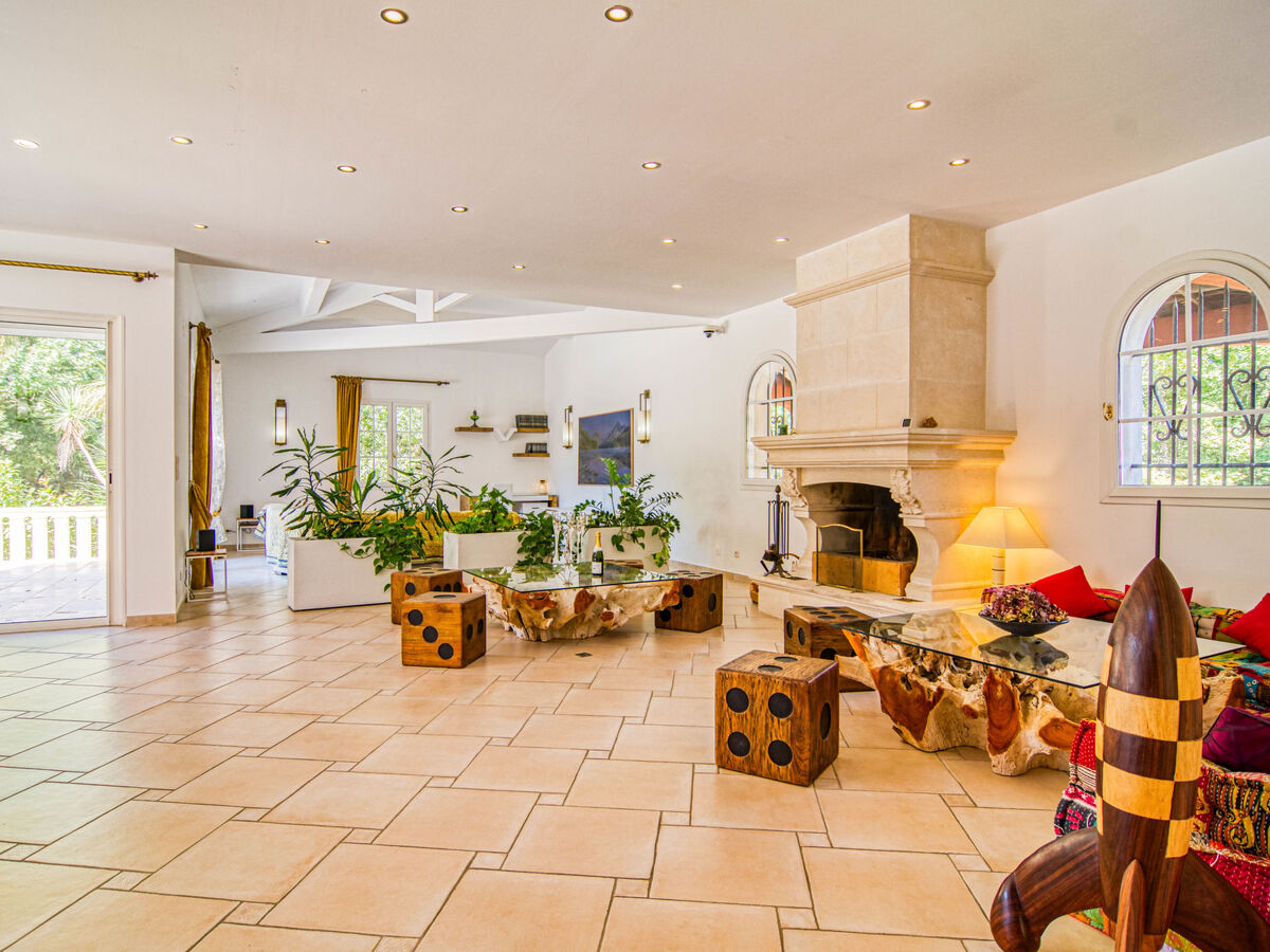 La Bonne Nouvelle – Villa 450m² piscine chauffée - Photo 15
