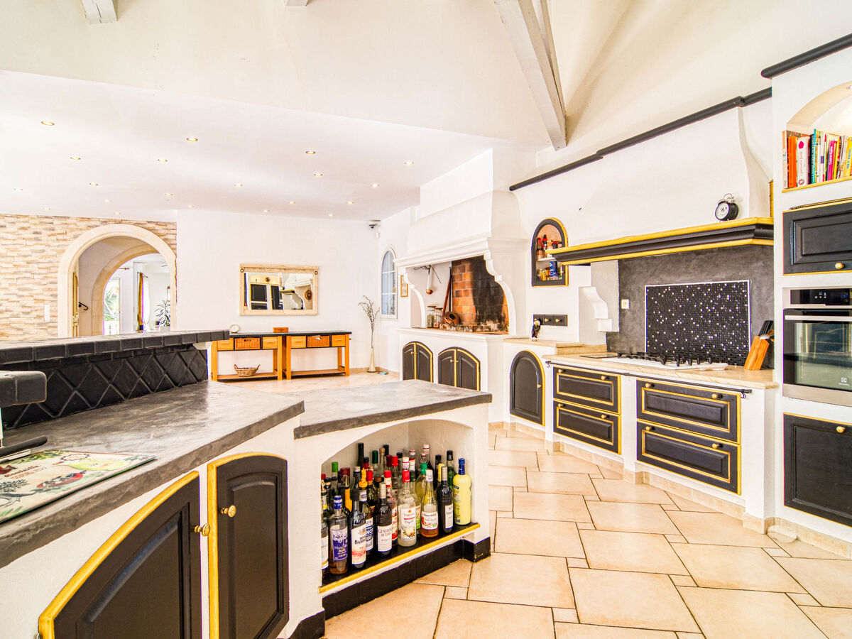 La Bonne Nouvelle – Villa 450m² piscine chauffée - Photo 22
