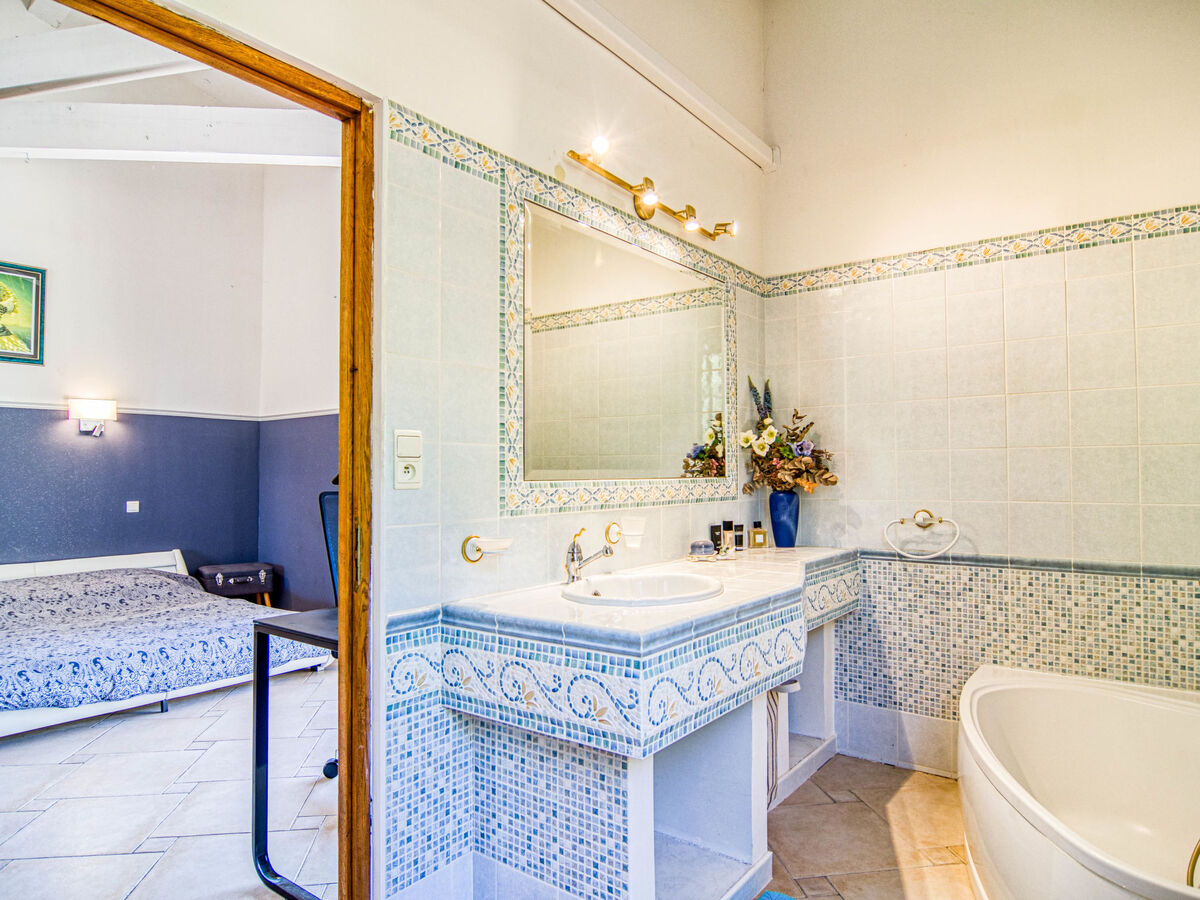 La Bonne Nouvelle – Villa 450m² piscine chauffée - Photo 43