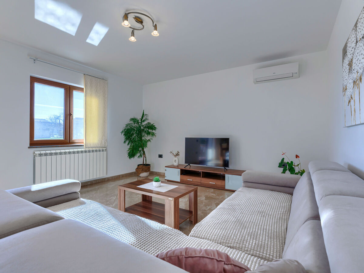 Maison Tina, 3 chambres avec piscine privée à Žminj - Photo 5