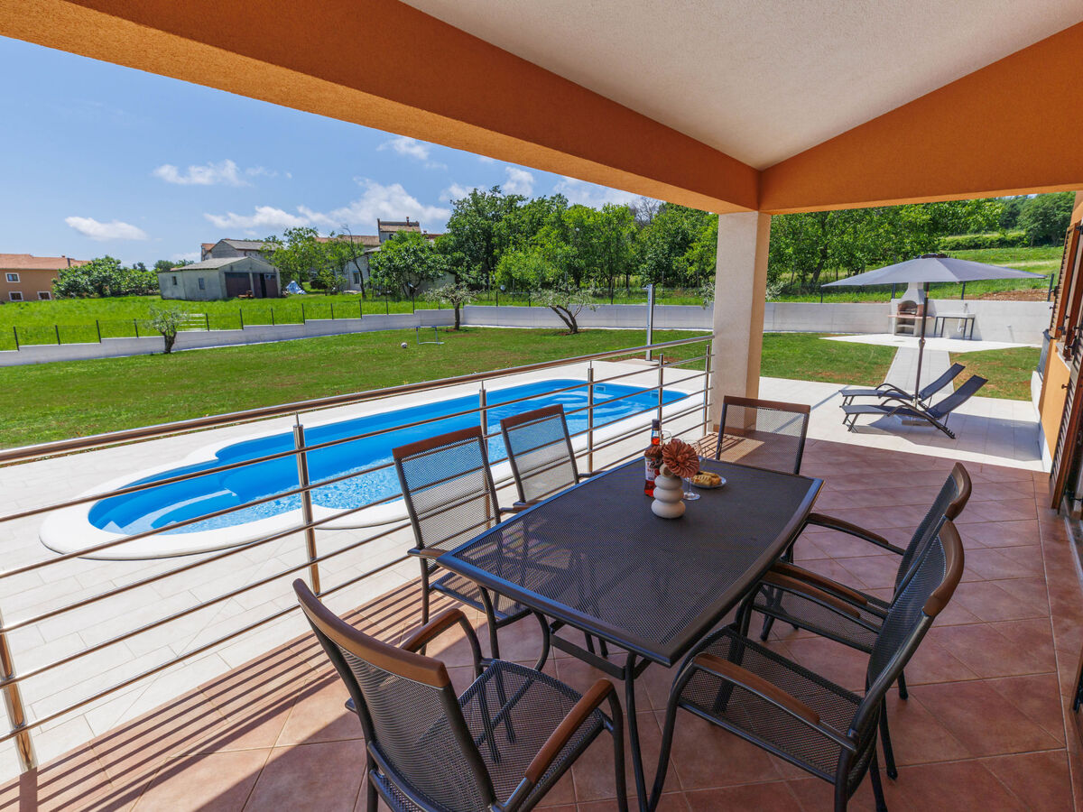 Maison Tina, 3 chambres avec piscine privée à Žminj - Photo 9