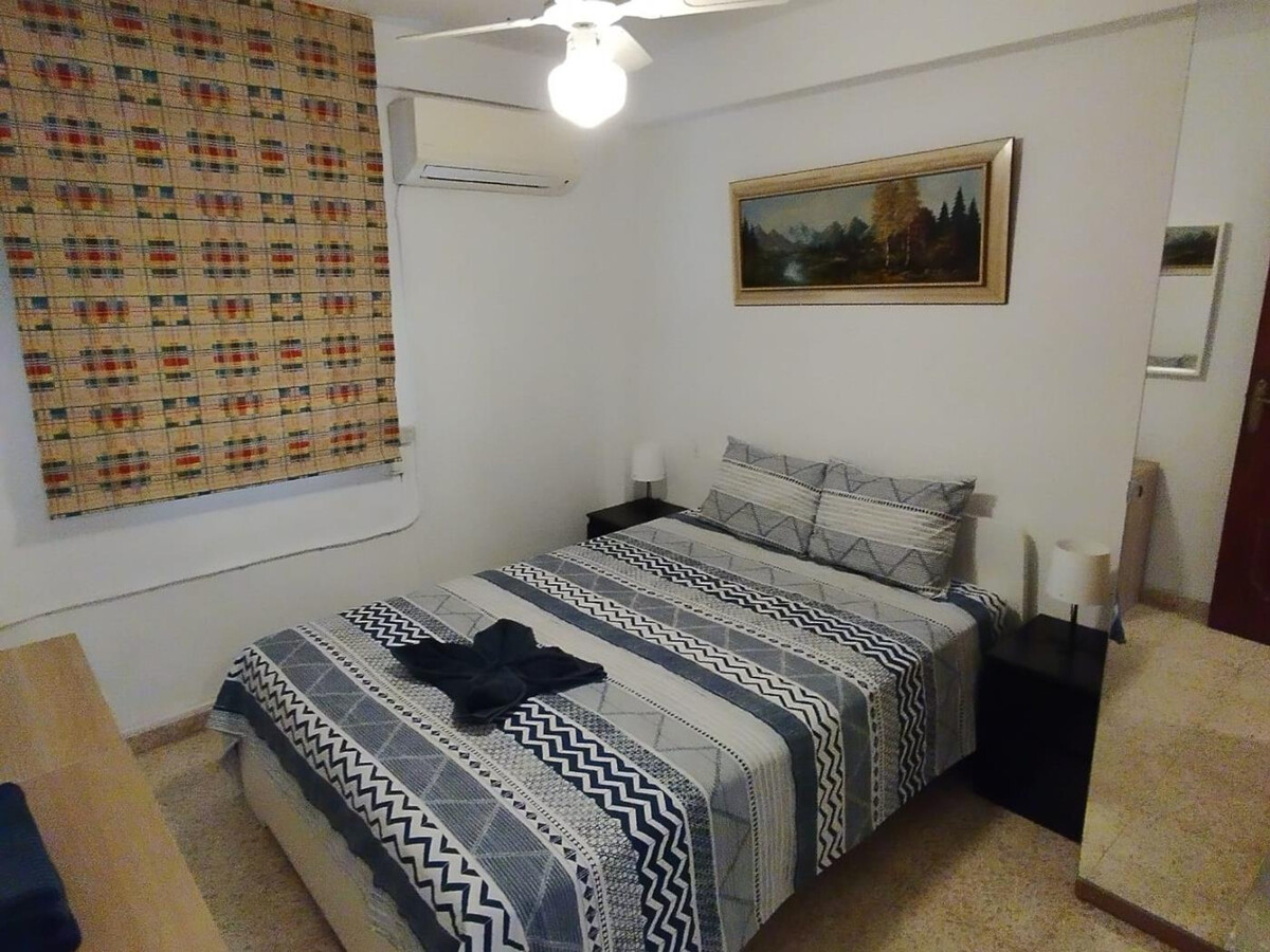 Appartement 2 chambres climatisé avec balcon privé à Torremolinos - Photo 2