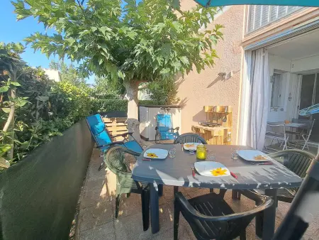 Apt RDC avec accès direct plage, grande terrasse, cuisine équipée, PARKING - Photo 2