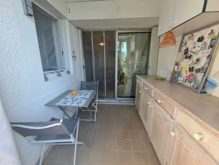 Apt RDC avec accès direct plage, grande terrasse, cuisine équipée, PARKING - Photo 4