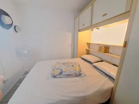 Apt RDC avec accès direct plage, grande terrasse, cuisine équipée, PARKING - Photo 11