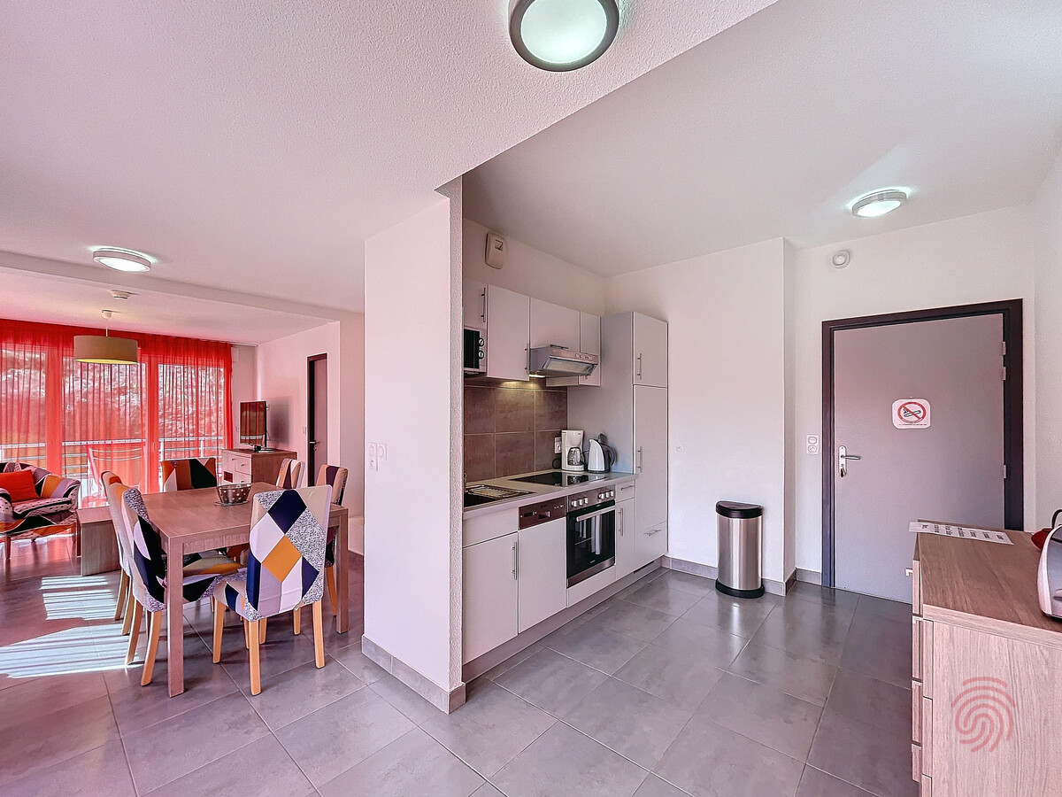 F3 climatisé 65m² terrasse vue montagnes à Lamalou-les-Bains - Photo 10
