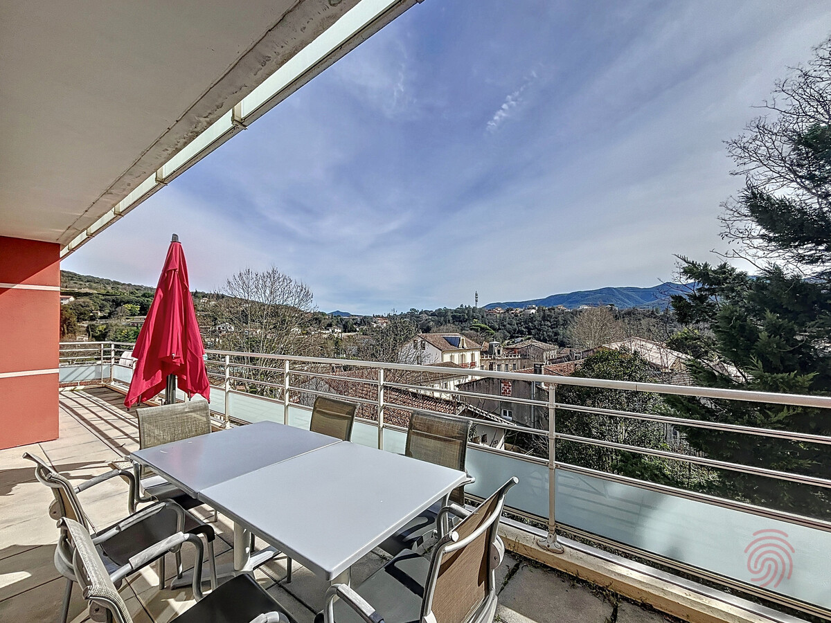 F3 climatisé 65m² terrasse vue montagnes à Lamalou-les-Bains - Photo 12