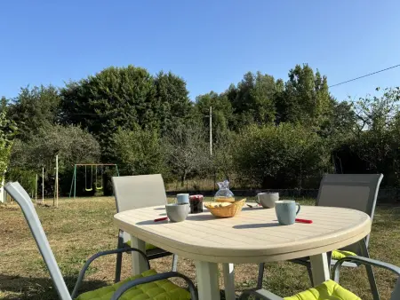Gîte 4 pers. entre canal et Loire, jardin 600m² : photo 14