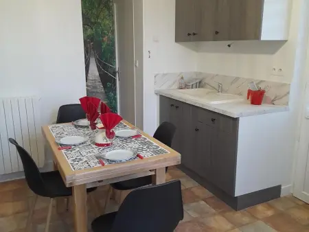 Gîte 4 pers. entre canal et Loire, jardin 600m² : photo 19
