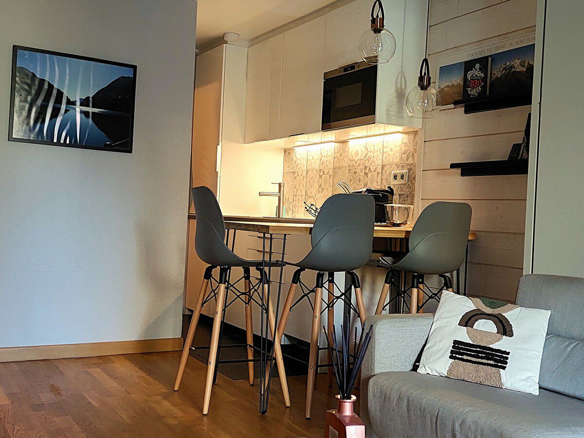 Studio rénové 26m² vue Aiguille des Drus à Chamonix - Photo 5
