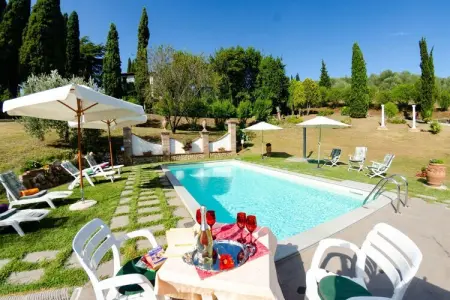 Location maison à Pistoia, Villa à Uzzano avec piscine privée