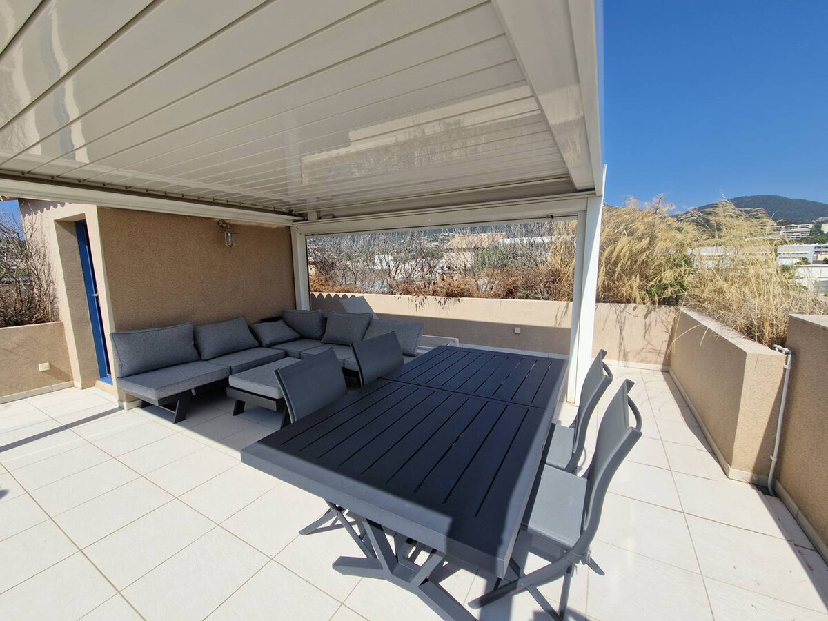Appart 2 chambres vue mer et toit-terrasse à Cavalaire - Photo 2