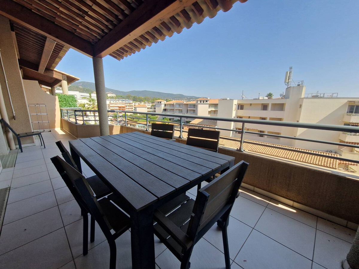 Appart 2 chambres vue mer et toit-terrasse à Cavalaire - Photo 11