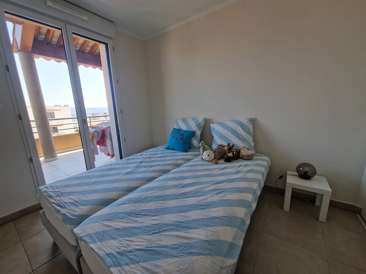 Appart 2 chambres vue mer et toit-terrasse à Cavalaire - Photo 22